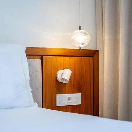 Luxurious With Terrace 6p - 3br - Grand Apartment *