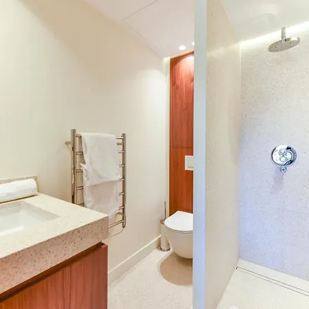 Luxurious With Terrace 6p - 3br - Grand Apartment Cannes